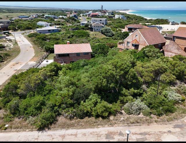 816M² VACANT LAND FOR SALE IN PARADISE BEACH